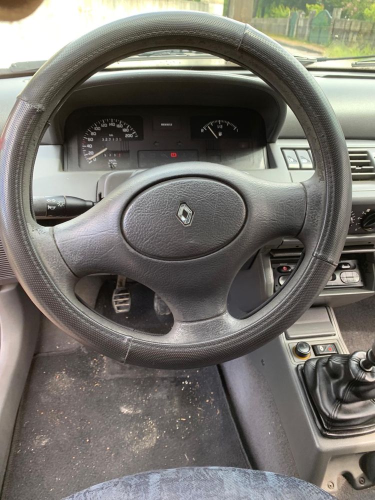 Renault clio 1.2.