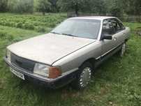 Ауді 100 с3.