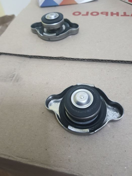Кришка радіатора PE00­11­5205 Mazda СХ-5