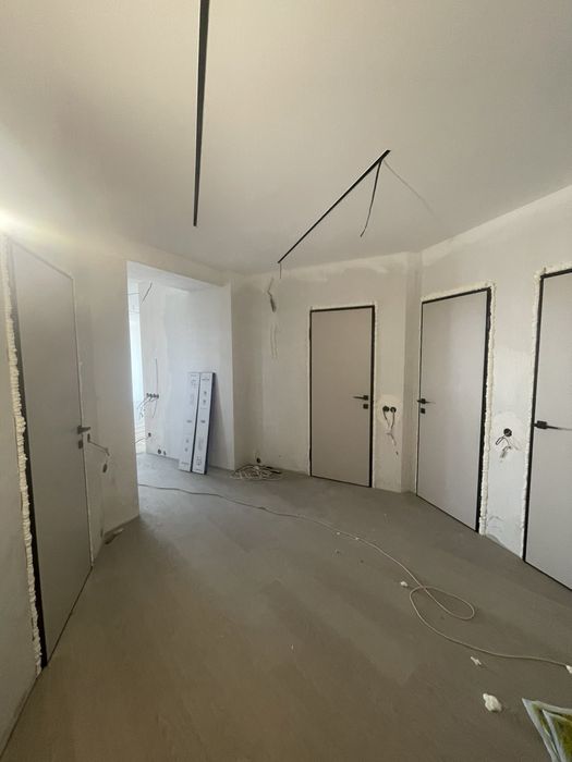 Двері прихованого монтажу/Міжкімнатні двері/Двері