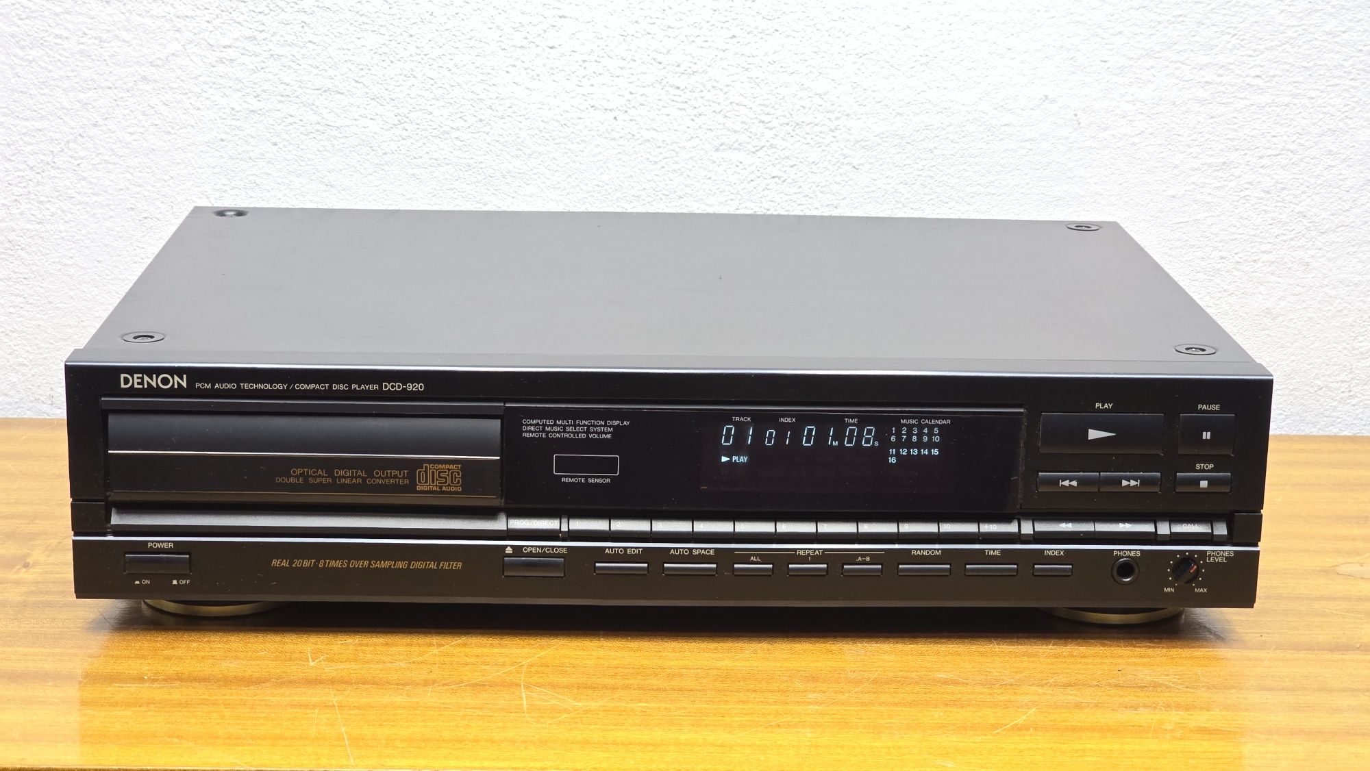 Denon DCD 920 ODTWARZACZ płyt  CD  pilot