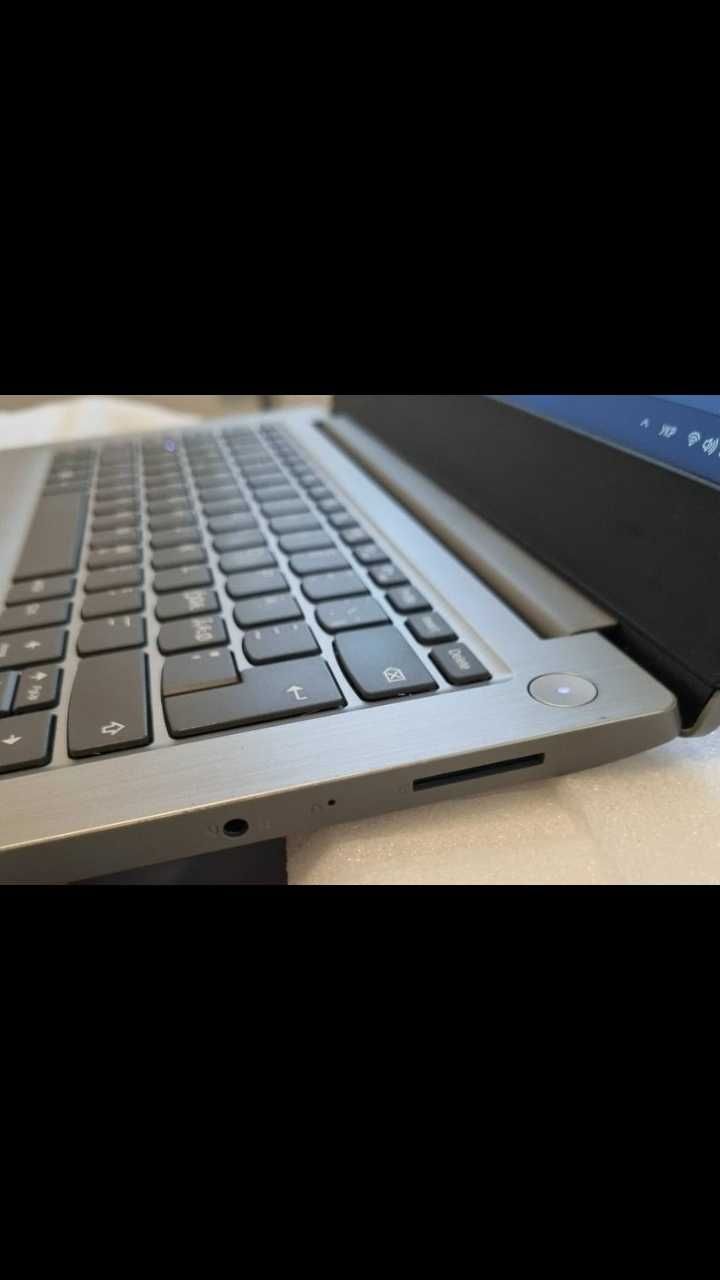 Ноутбук Lenovo IdeaPad 3 14IIL05 81w