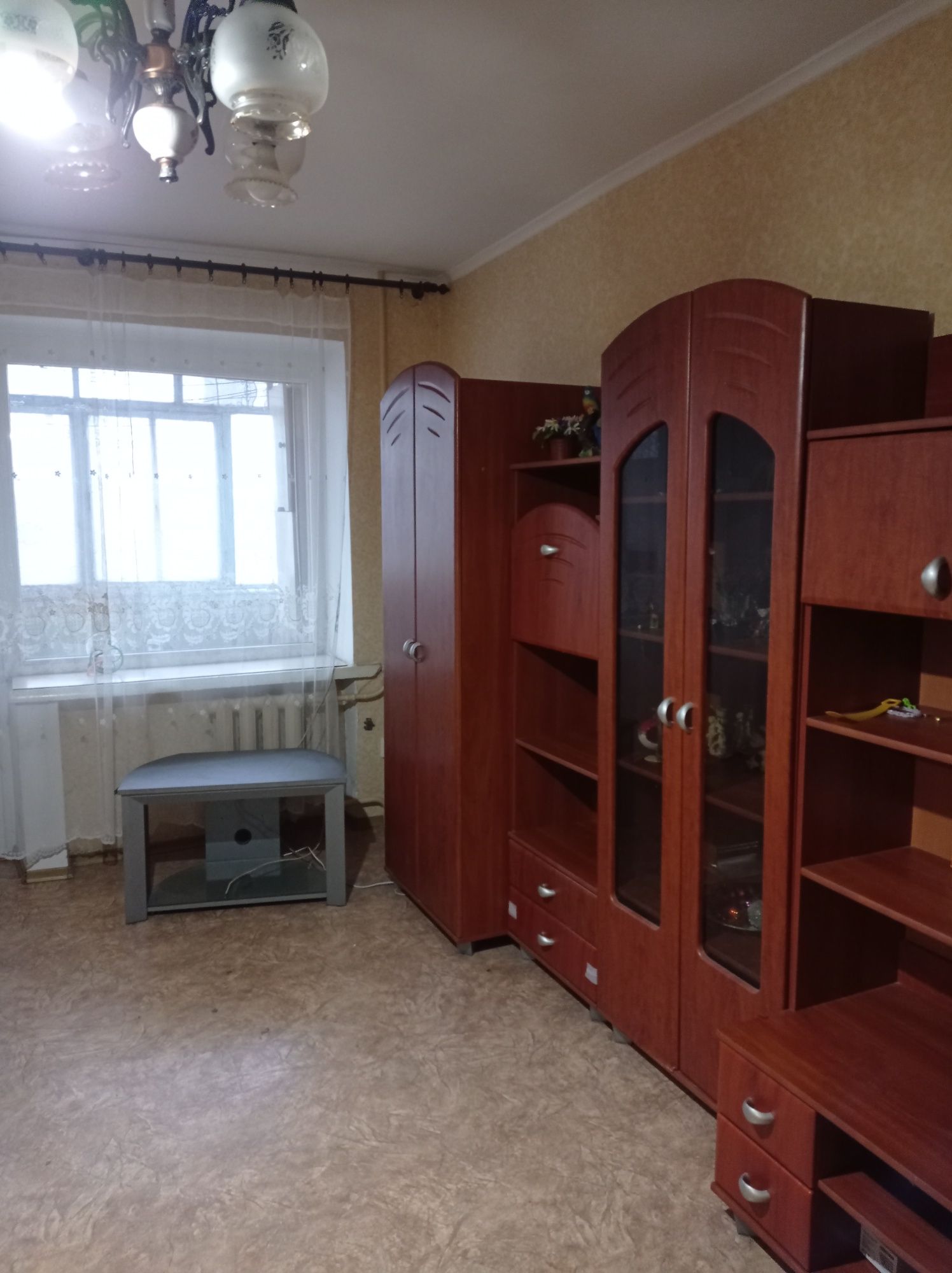 Продам ТЕРМІНОВО 1кквар Ліски,4/5цегла,Ц 15500у.о.