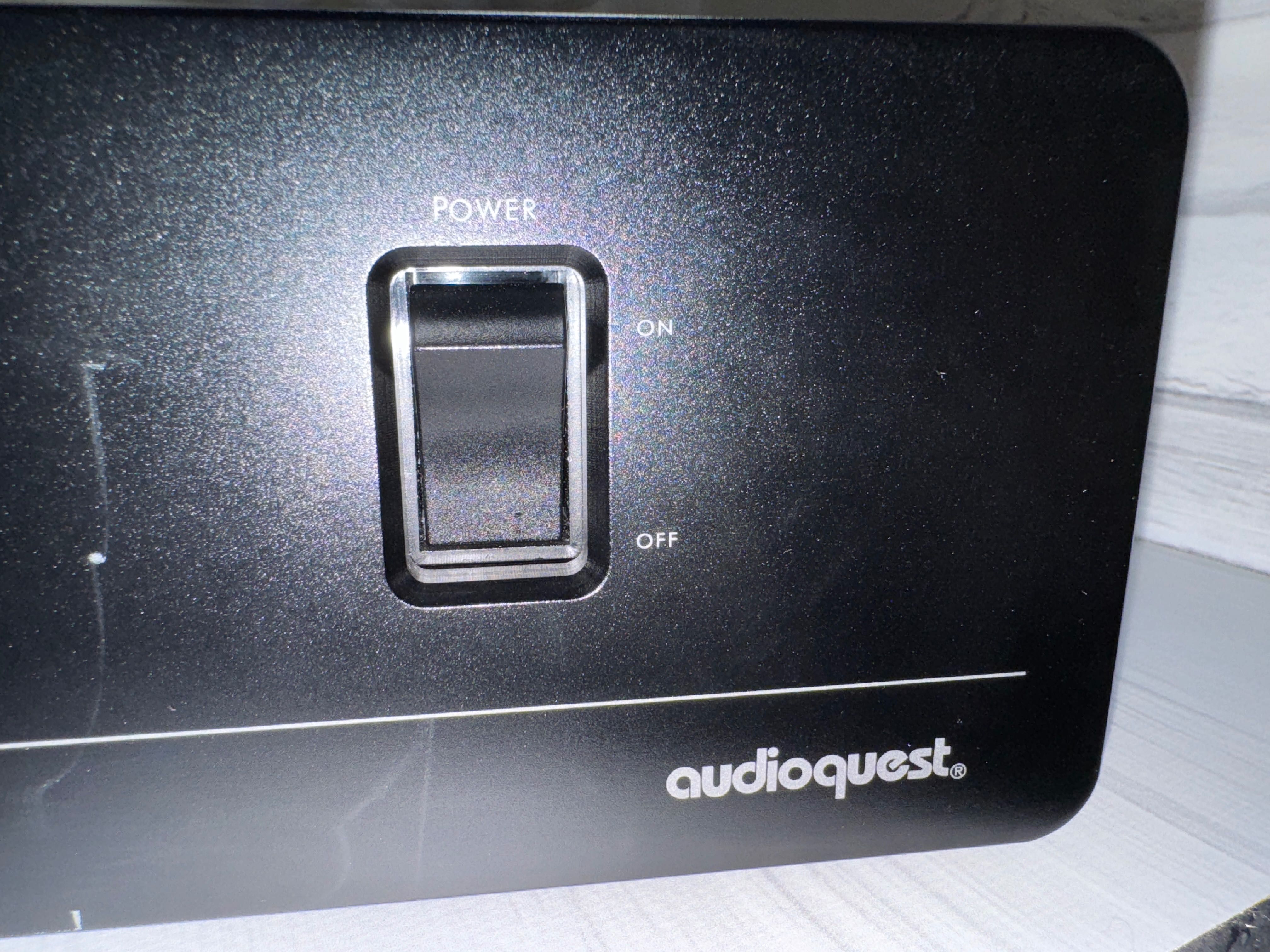 Audioquest Powerquest 707 (обмен/продажа) Сетевой фильтр PQ-707 filter