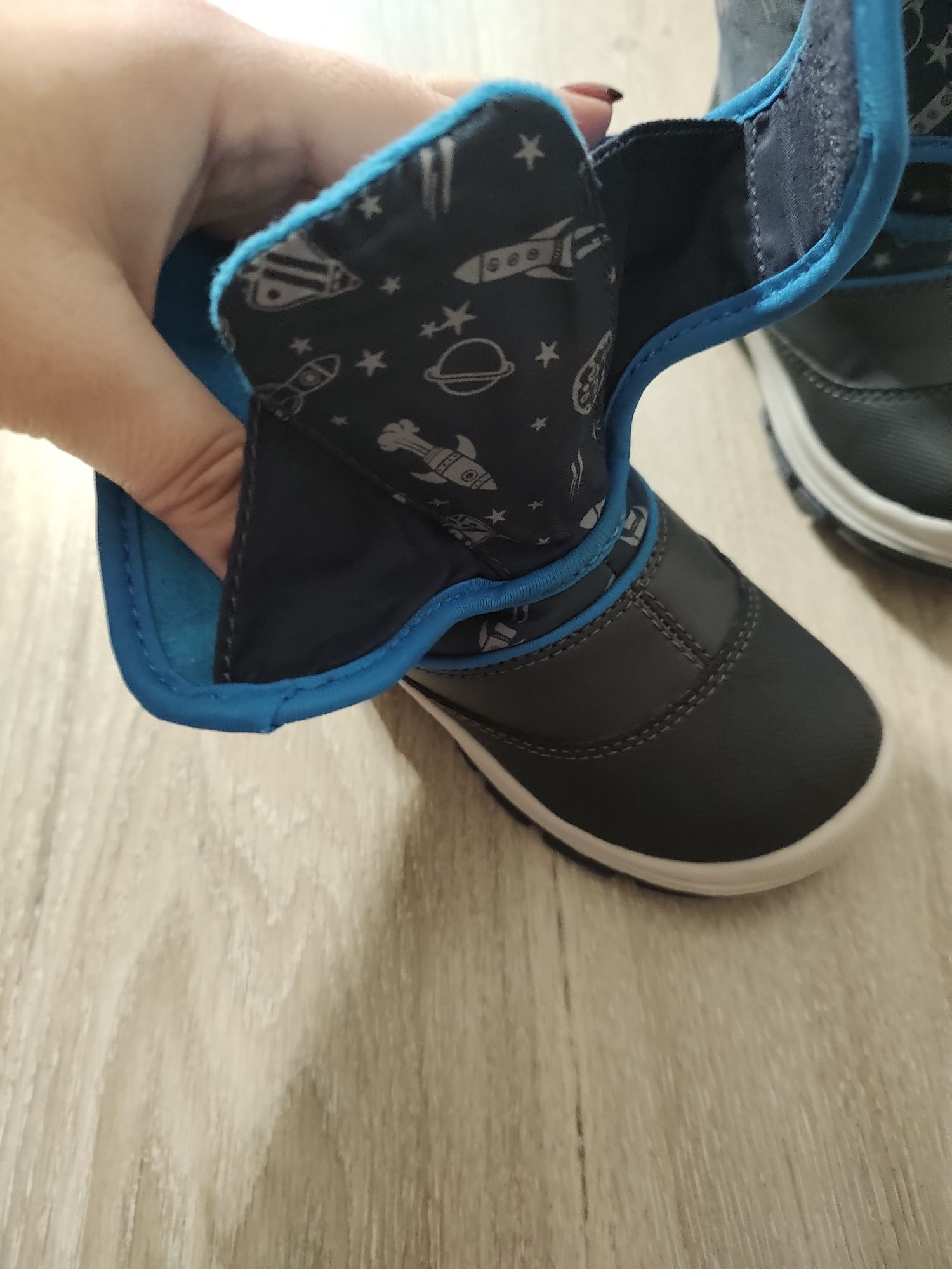 Buty zimowe Śniegowce Geox rozmiar 23