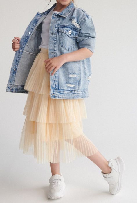 Reserved Tiulowa spódnica o rozszerzanym fasonie  rozmiar 158