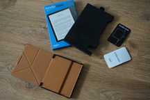 Akcesoria Kindle Oasis 3 - etui origami, oryginalne opakowanie