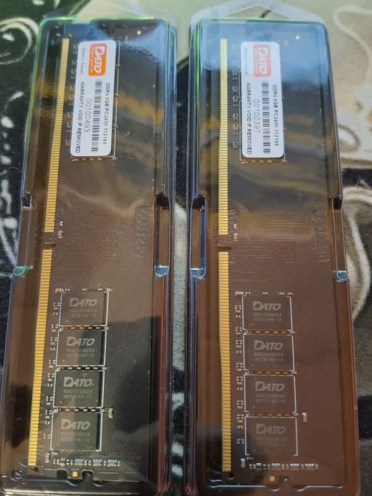 Комплект 2×8 ГБ Dato DDR4 2400 MHz