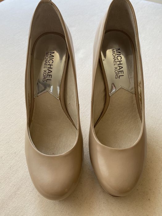 Sapatos Michael Kors Nude, Tamanho 35, Usados apenas uma vez