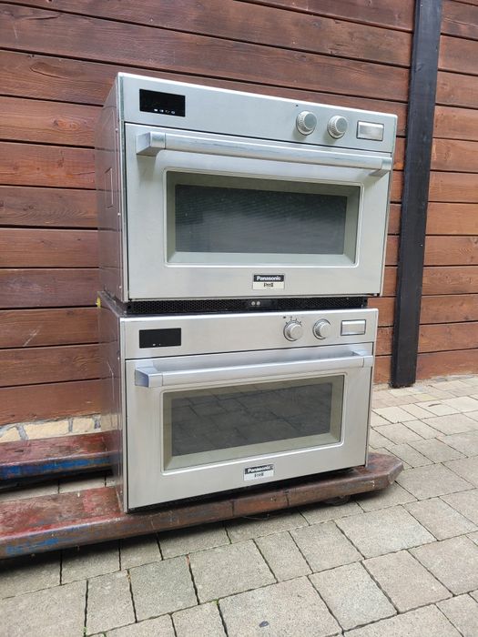 Profesjonalna kuchnka mikrofalowa gn1/1Panasonic gastronomiczna