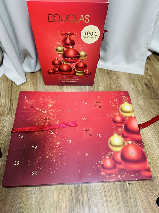 Адвент календар з косметикою Douglas Дуглас 2025