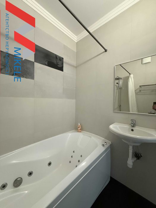 Євродвушка 57м2 Шота Руставелі 44, Олімпійська Центр Саксаганського