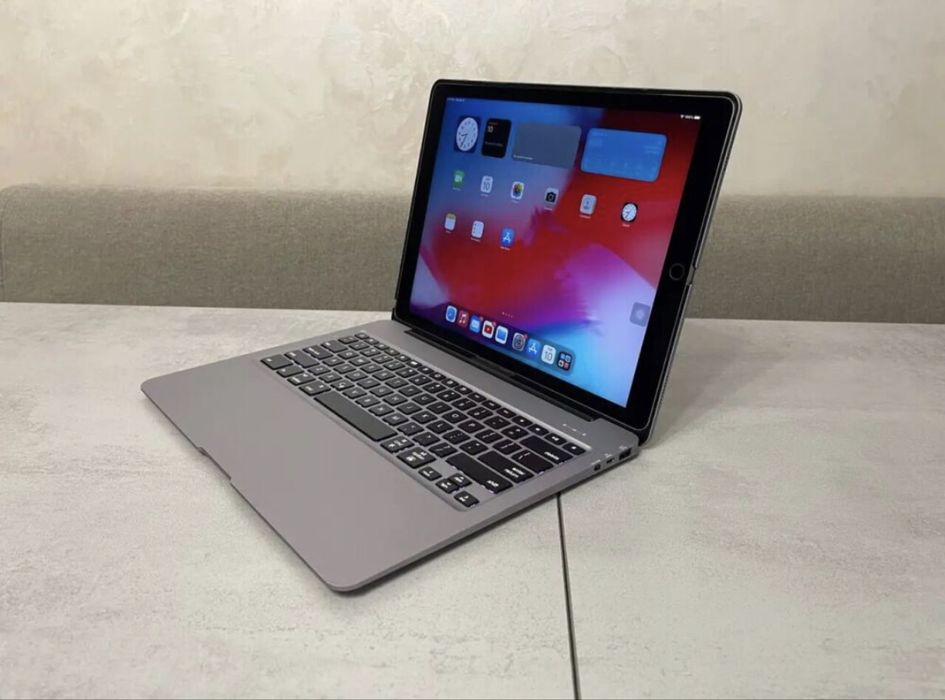 Планшет Apple iPad Pro ML0F2LL/A / 12.9" (2732x2048)