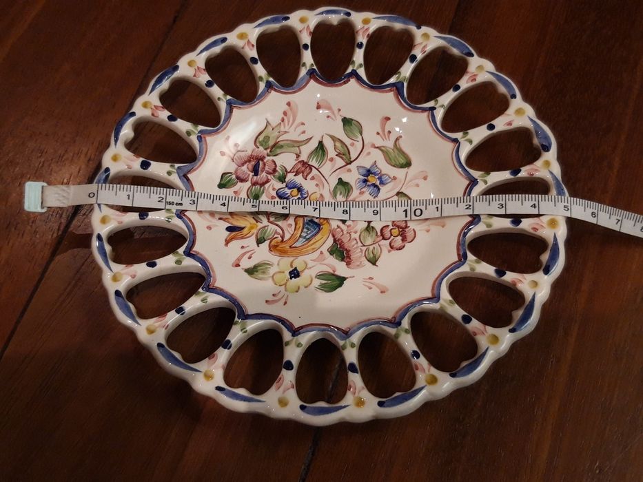 Pequena taça de vidro do deserto antiga