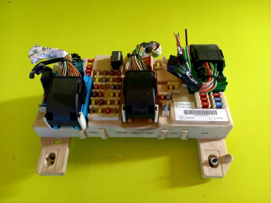 moduŁ skrzynka bsi 7m5t-14a073-jg ford kuga mk1 11r