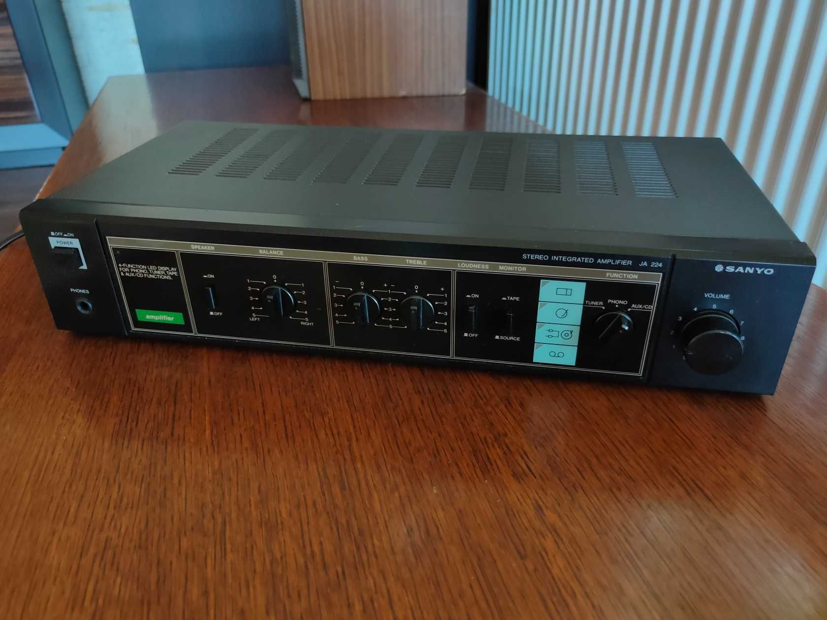 Sanyo JA220 JA224 wzmacniacz grundig super stan