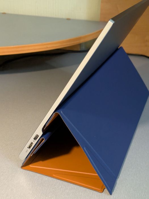 Портативний монитор ASUS ZenScreen OLED MQ13AH, 13.3", FullHD, 100% DC