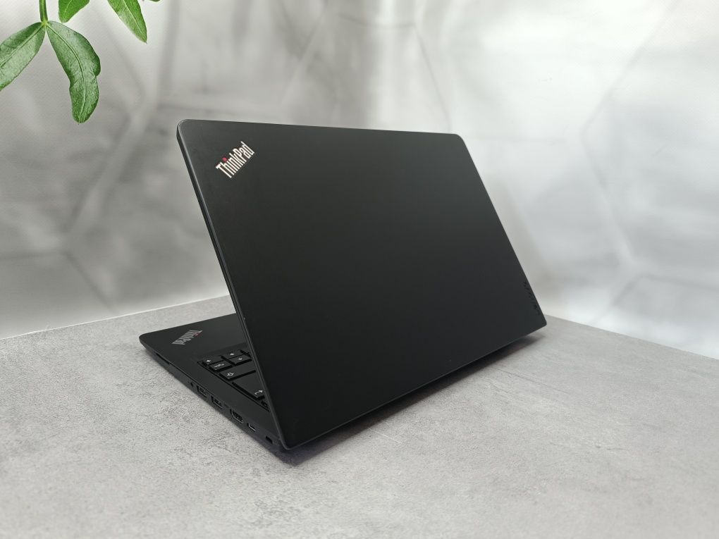 Ноутбук Lenovo ThinkPad 13/i5-7300/8ГБ/256GB/13.2 " HD/Гарантія