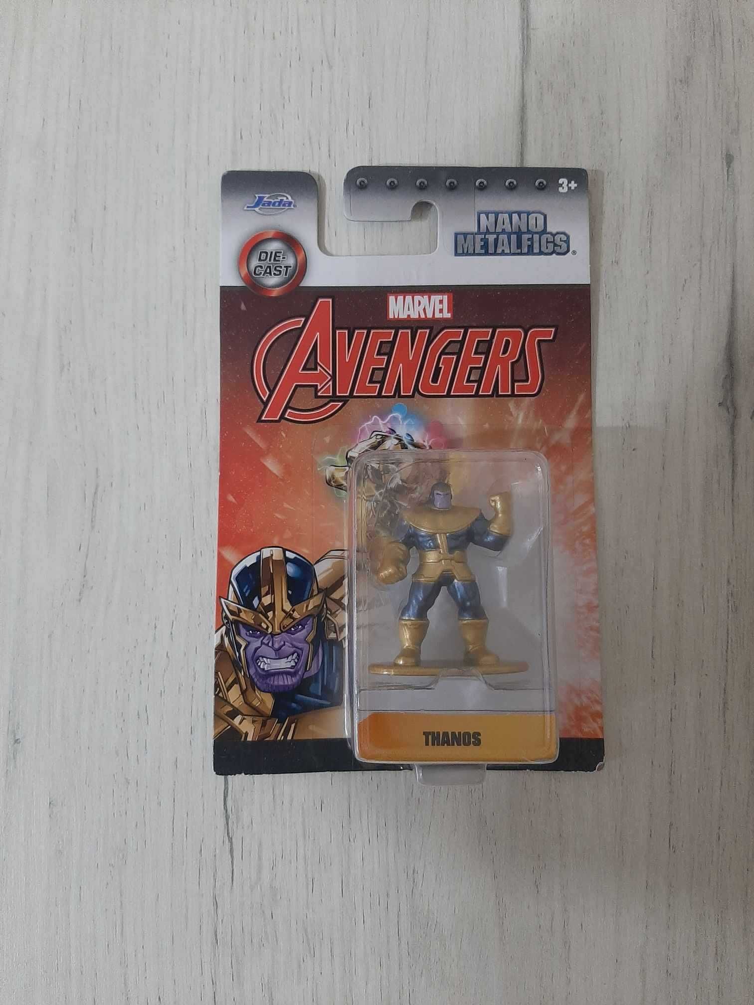 Avengers metal Thanos