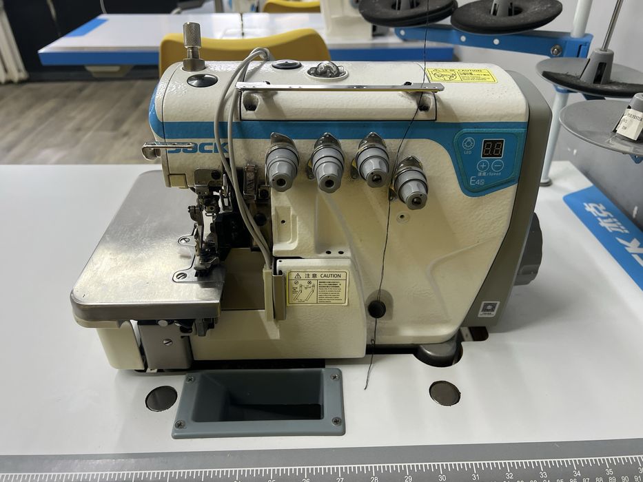 Прямострочка Оверлок швейні машинки