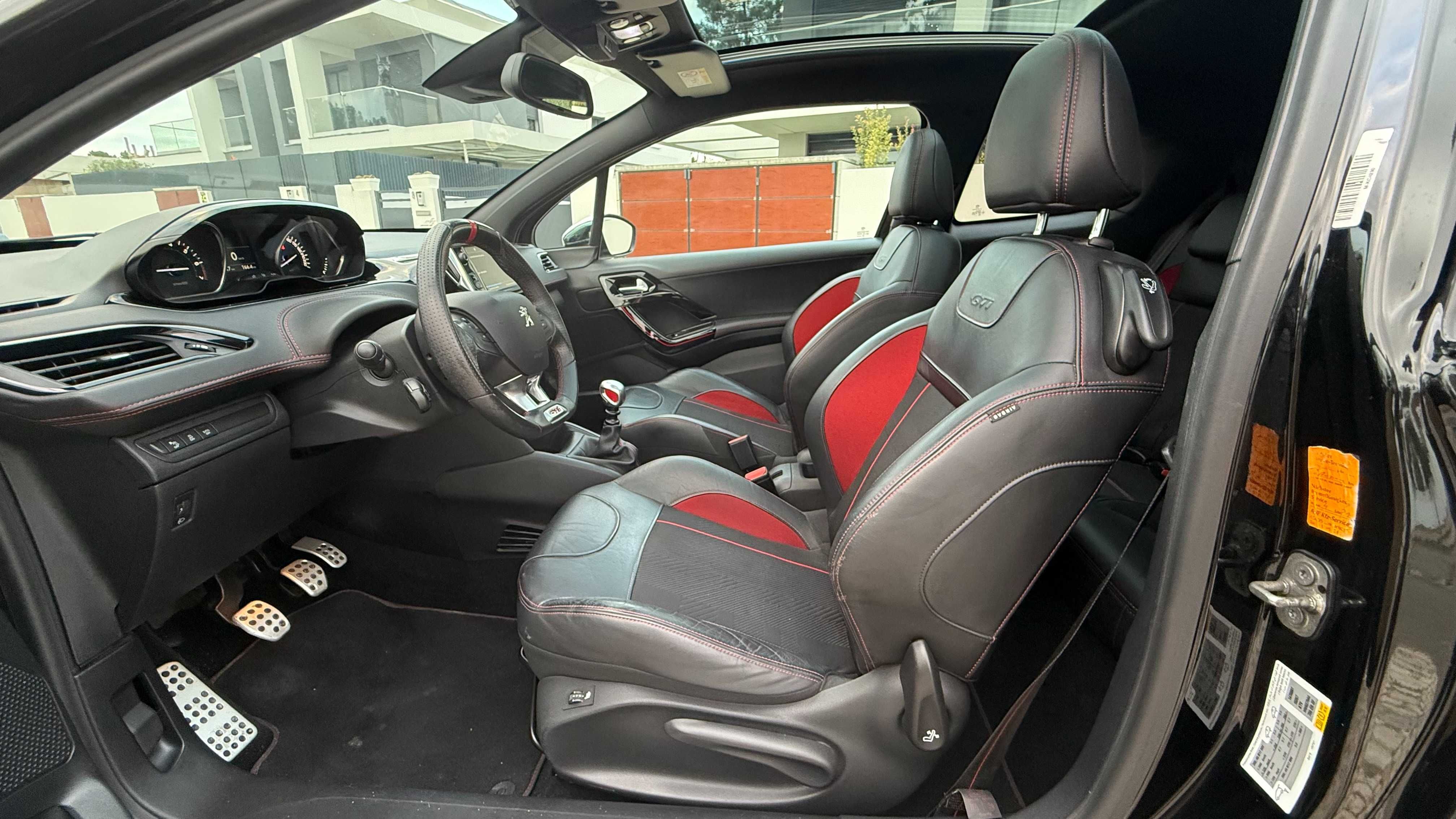 PEUGEOT 208 1.6 THP GTi (208cv)