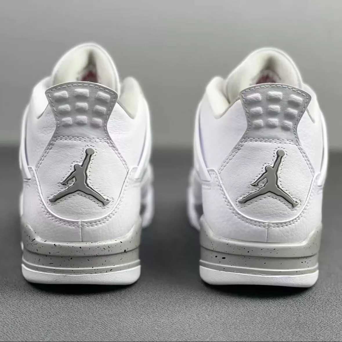 Jordan4RetroUnisextrampkiWhiteOreo.41