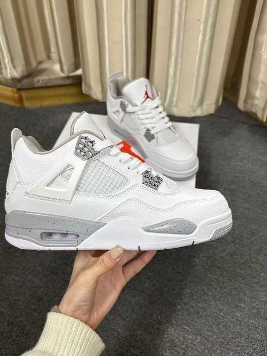 Buty Trampk Jordan 4 Retro White Oreo R.39