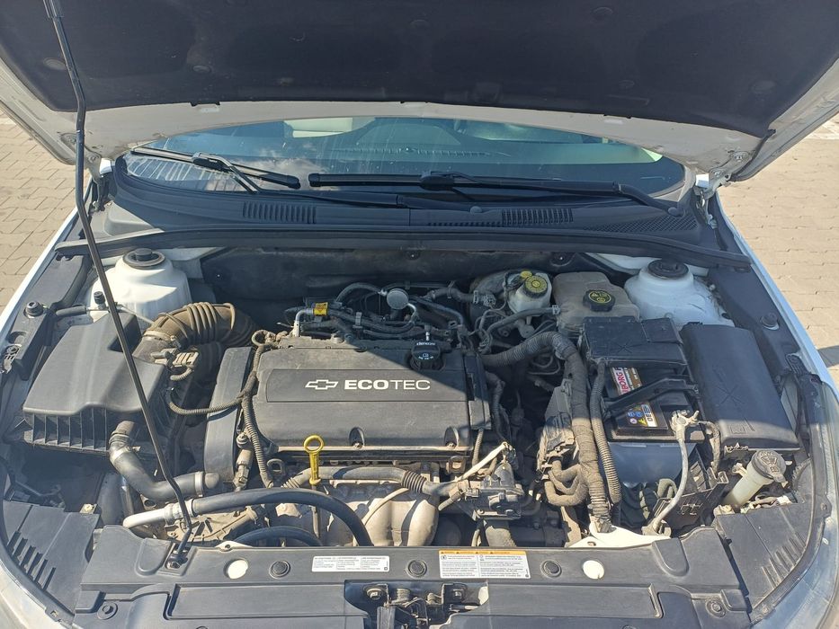 Chevrolet Cruze 2015p автомат