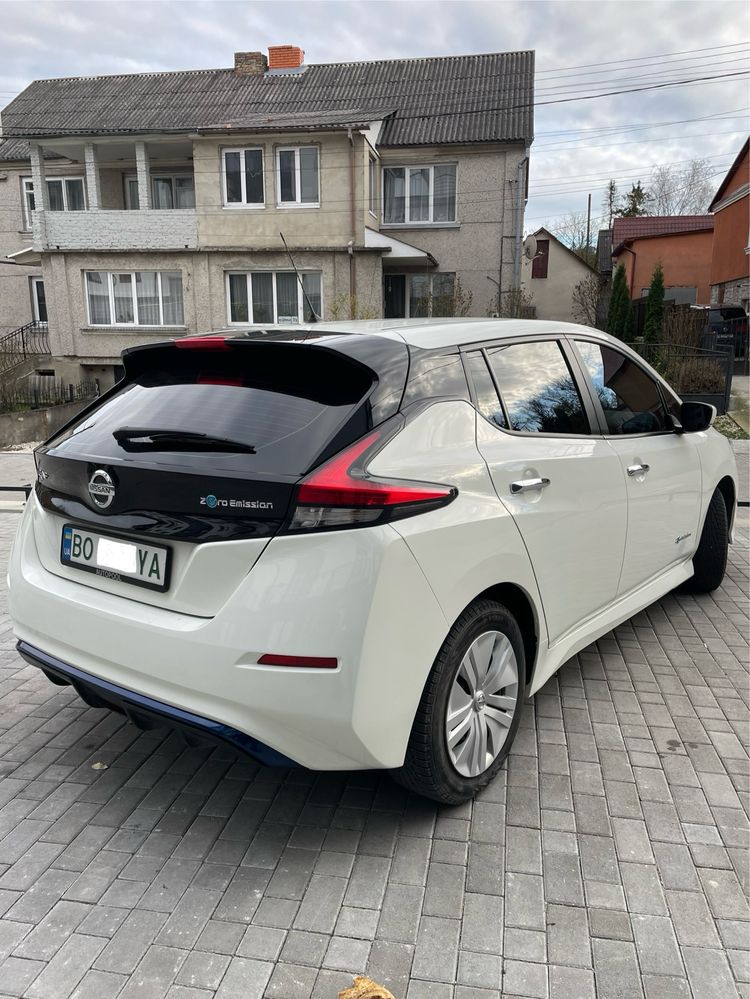 Nissan leaf 2018р 40kw