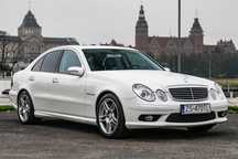Mercedes-Benz Klasa E Mercedes-Benz E55 AMG Oman