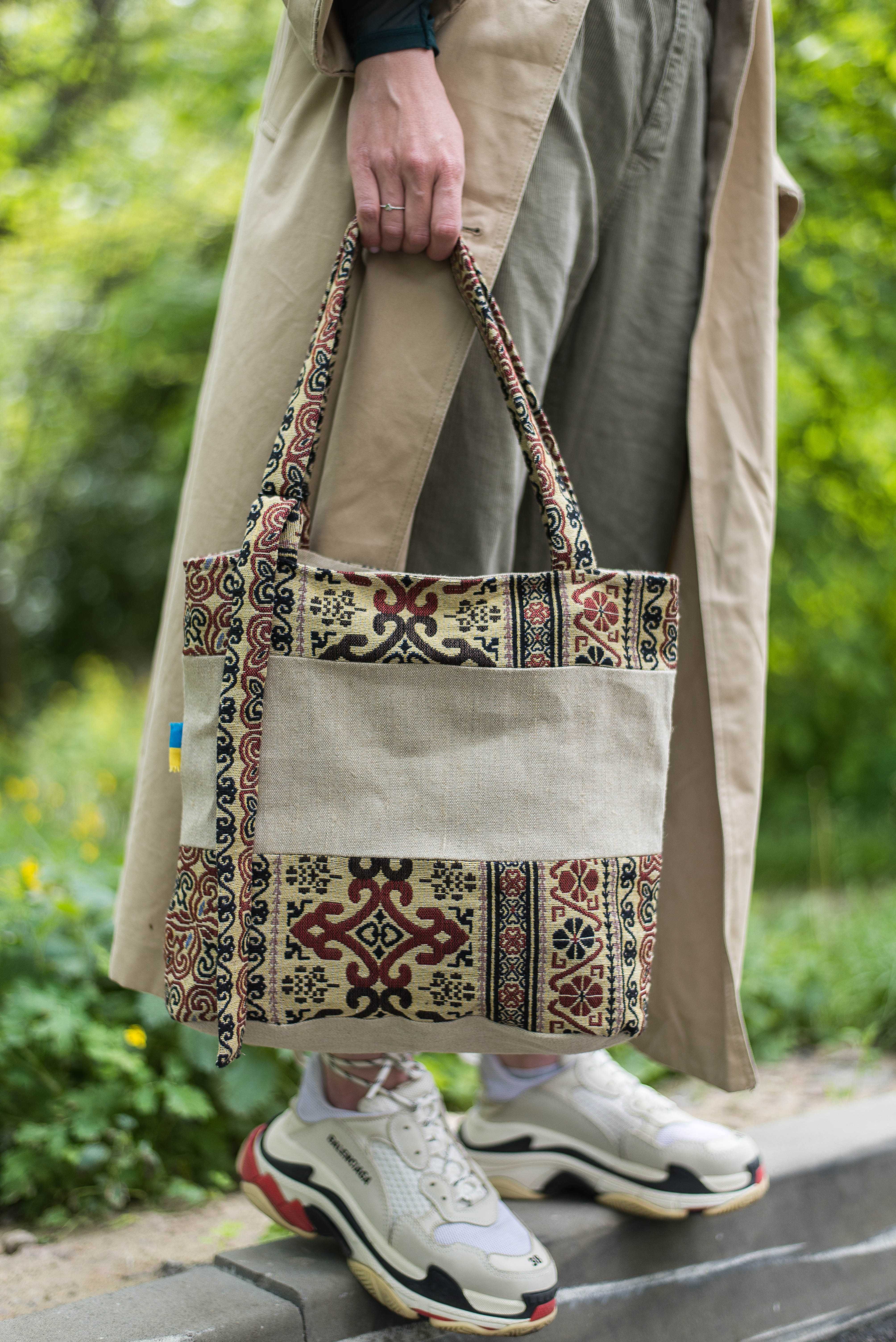 Жіноча текстильна сумка через плече « ФЕНІКС» в стилістиці етно.