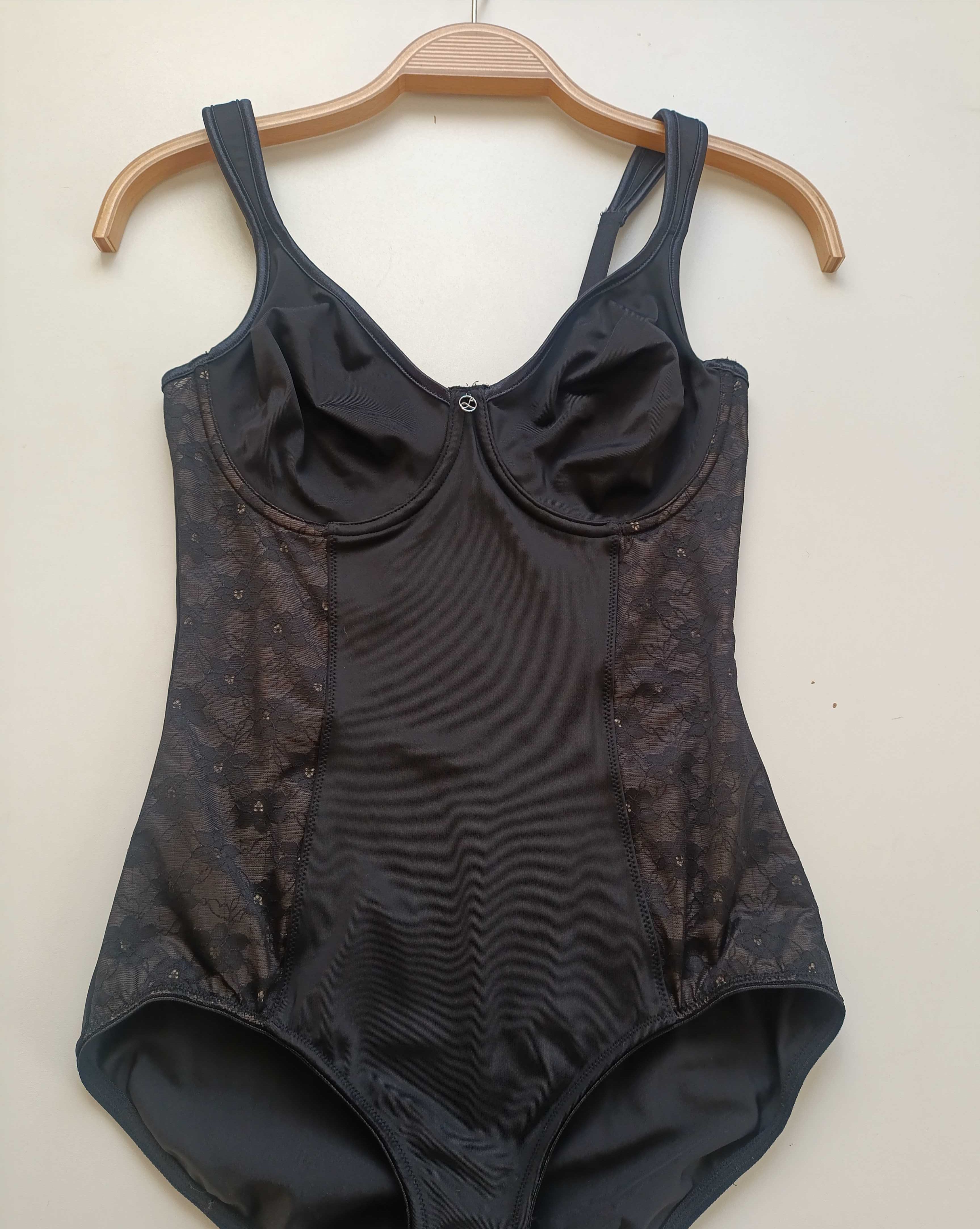 Czarno-beżowe body modelujące sylwetkę TCM 80C