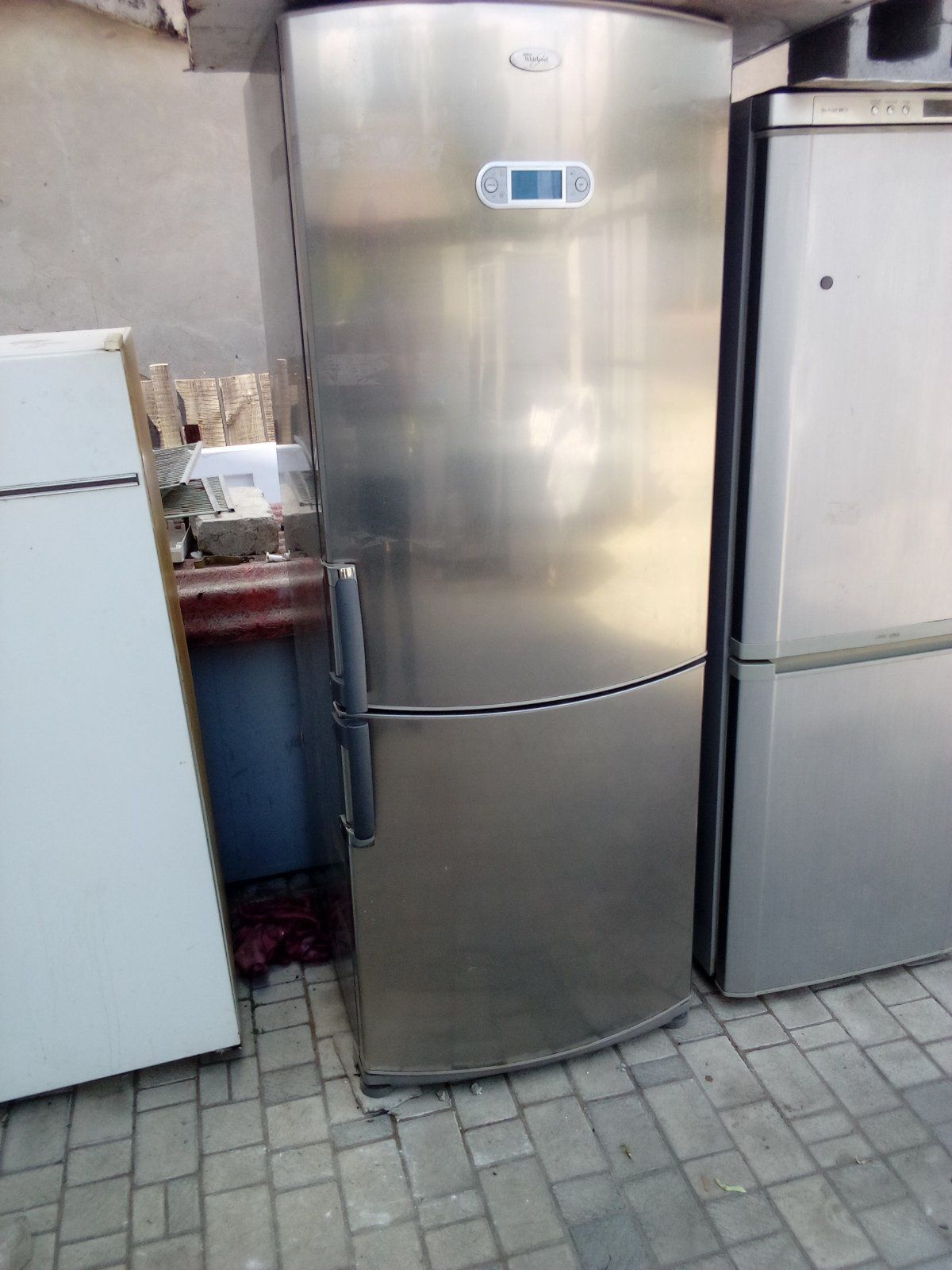 Продам холодильник whirpool no frost