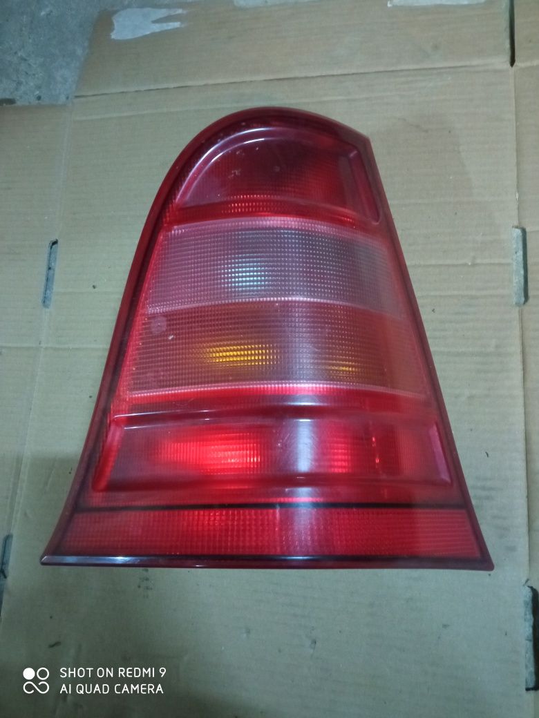 Lampa prawy tył Mercedes W168