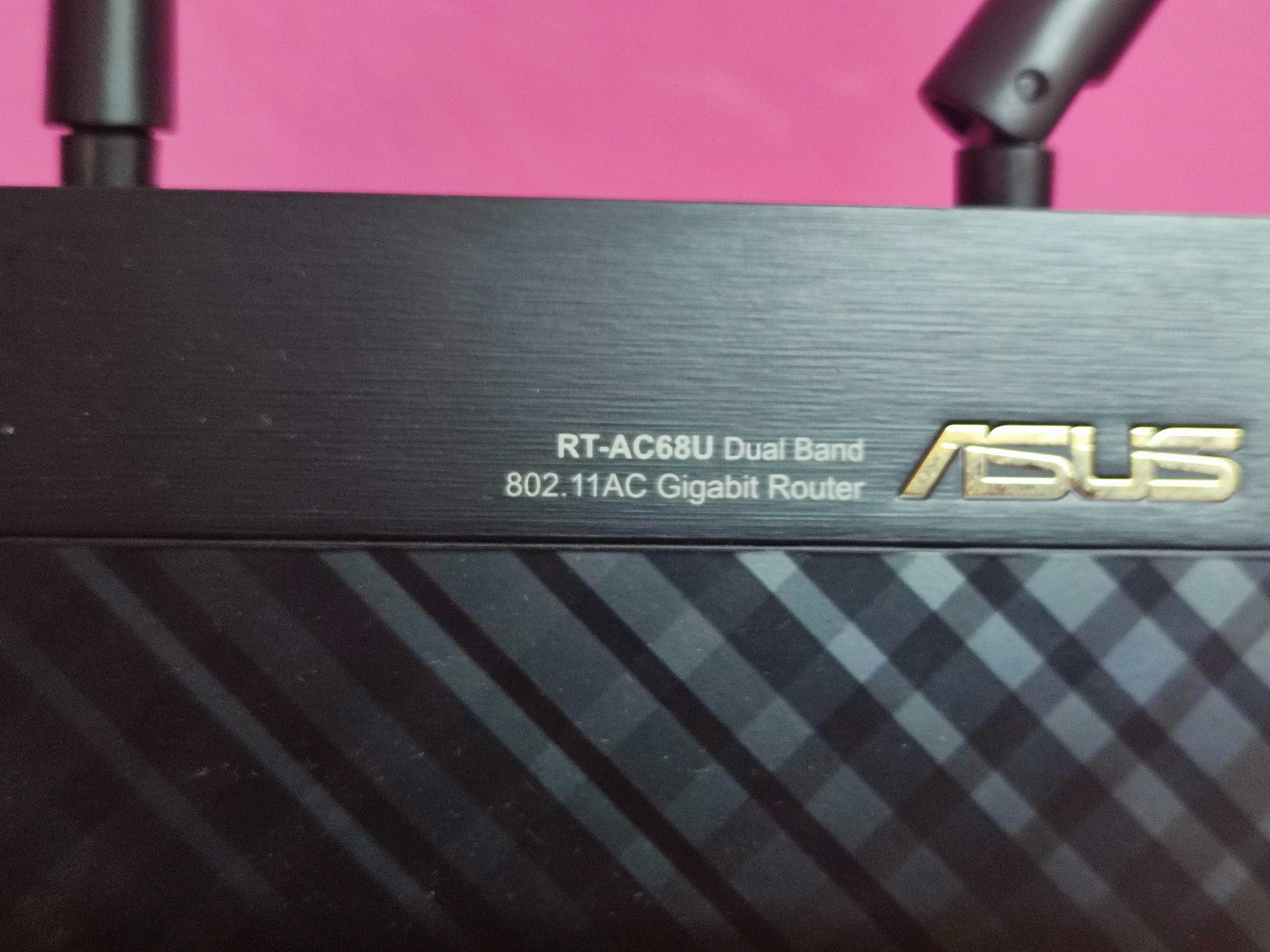 ASUS RT-AC68U DualBand AC1900 Wi-Fi Router Gigabit