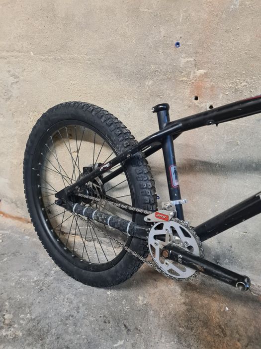 Sprzedam rower dirt street dj koła 24 marzocchi nie hope