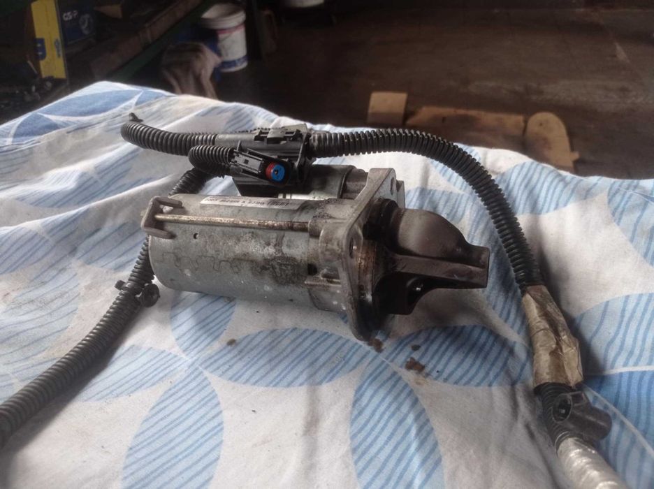 Ford 1.6 ecoboost AV6N-11000-DA rozrusznik