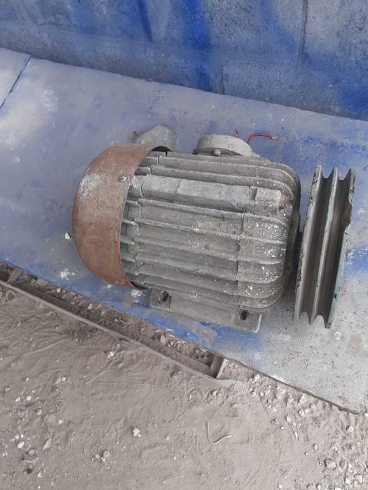 Электродвигатель с компрессора 3 квт 1500об