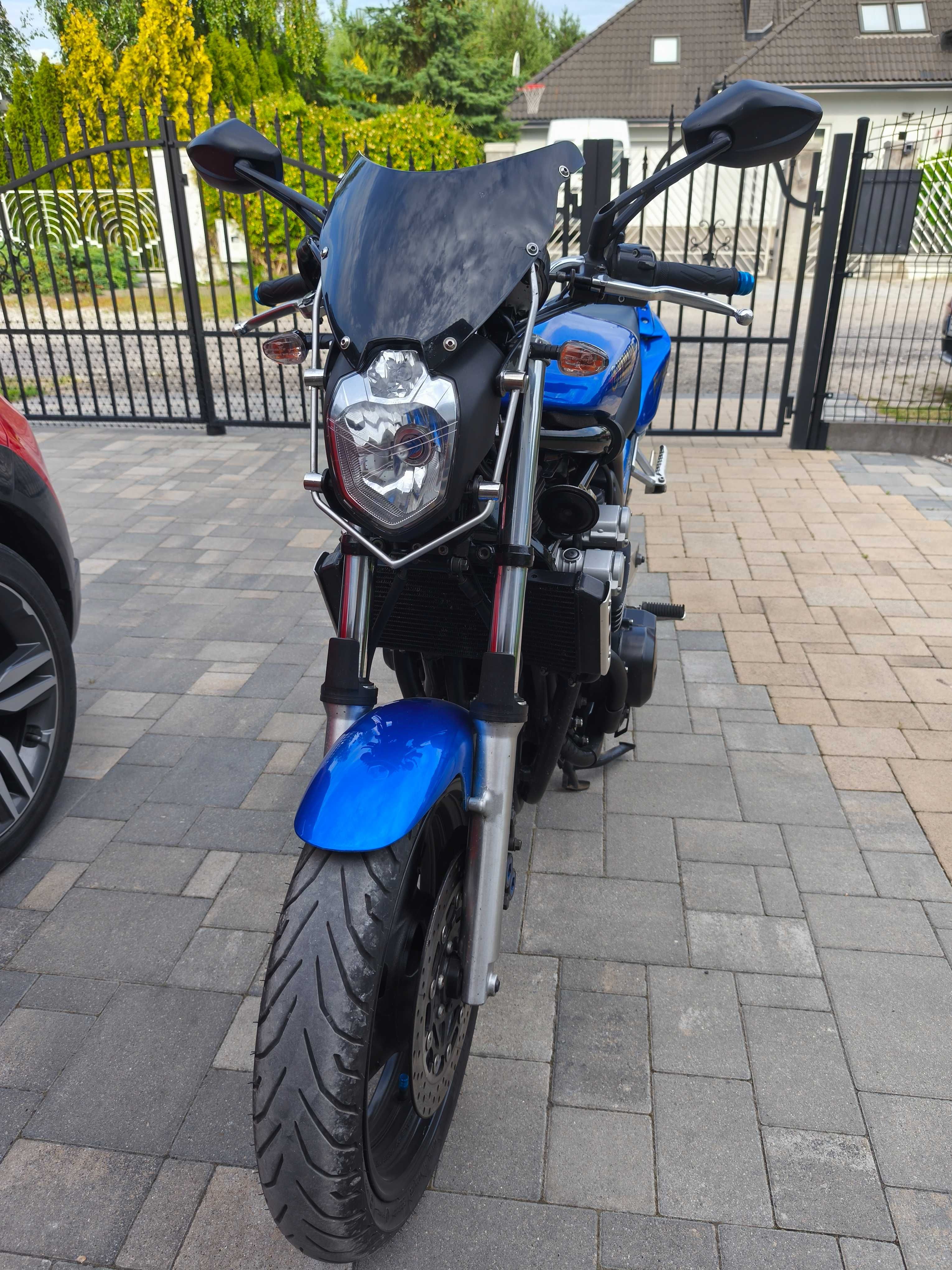 Motocykl Yamaha Fazer 600 fz6 szosowo -turystyczny