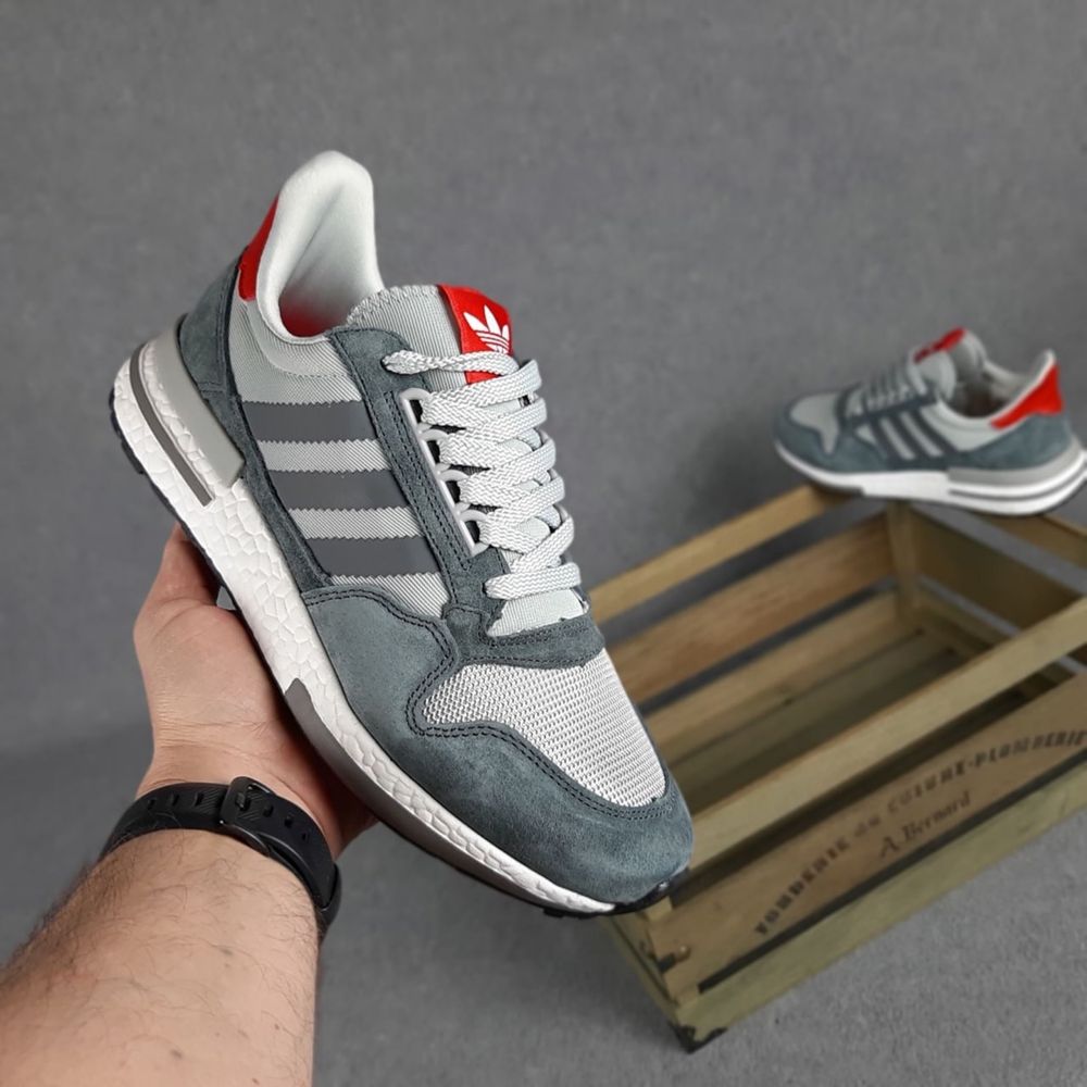 Жіночі кросівки Adidas ZX 500