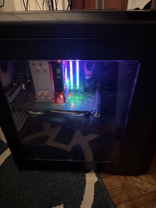 Torre gaming - I5-10600K + RX 580 8GB - desempenho sólido para 1080p