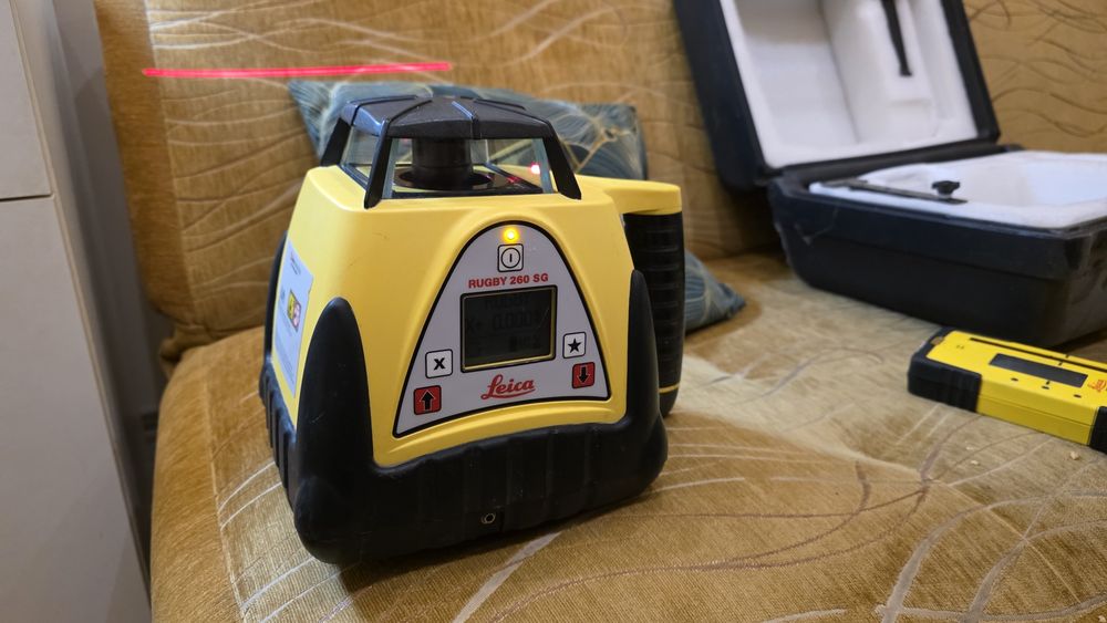 Niwelator laserowy spectra