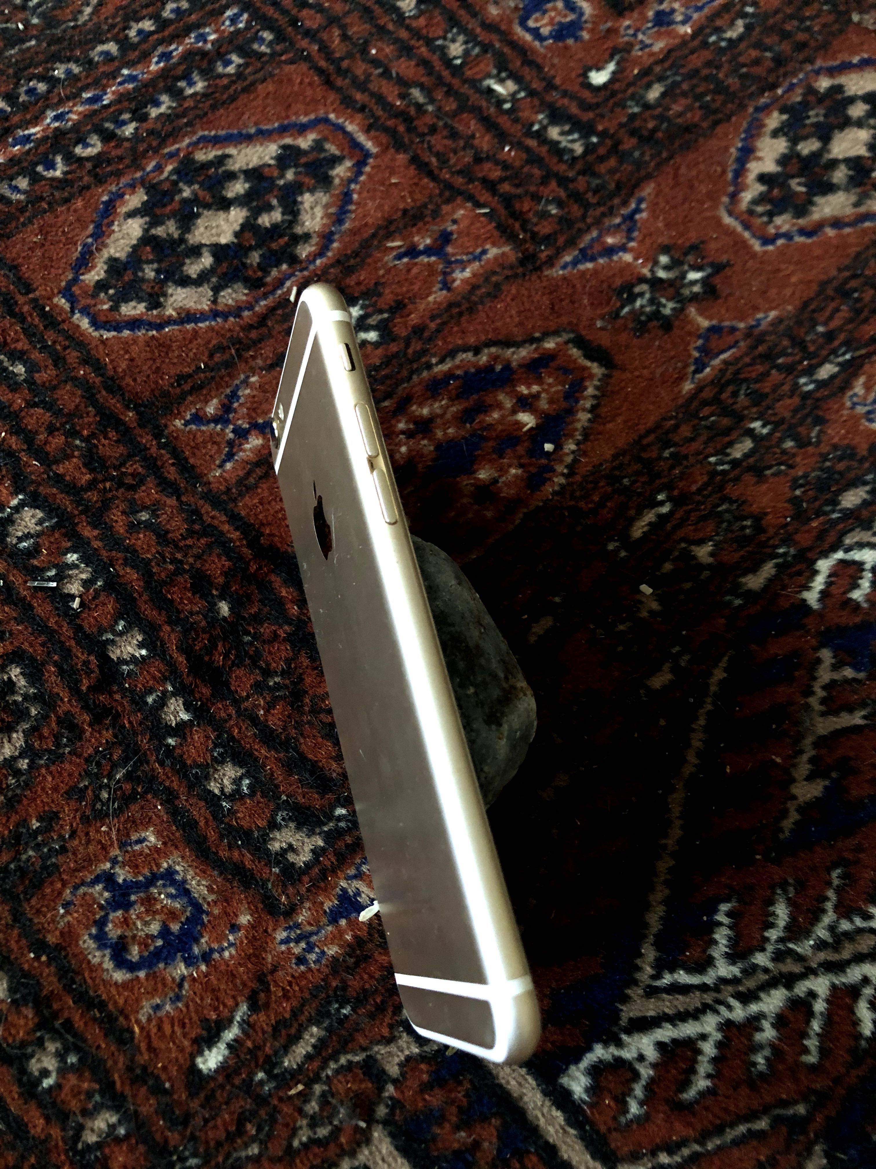 iPhone 6s złoty gold / stan jak nowy / 16gb