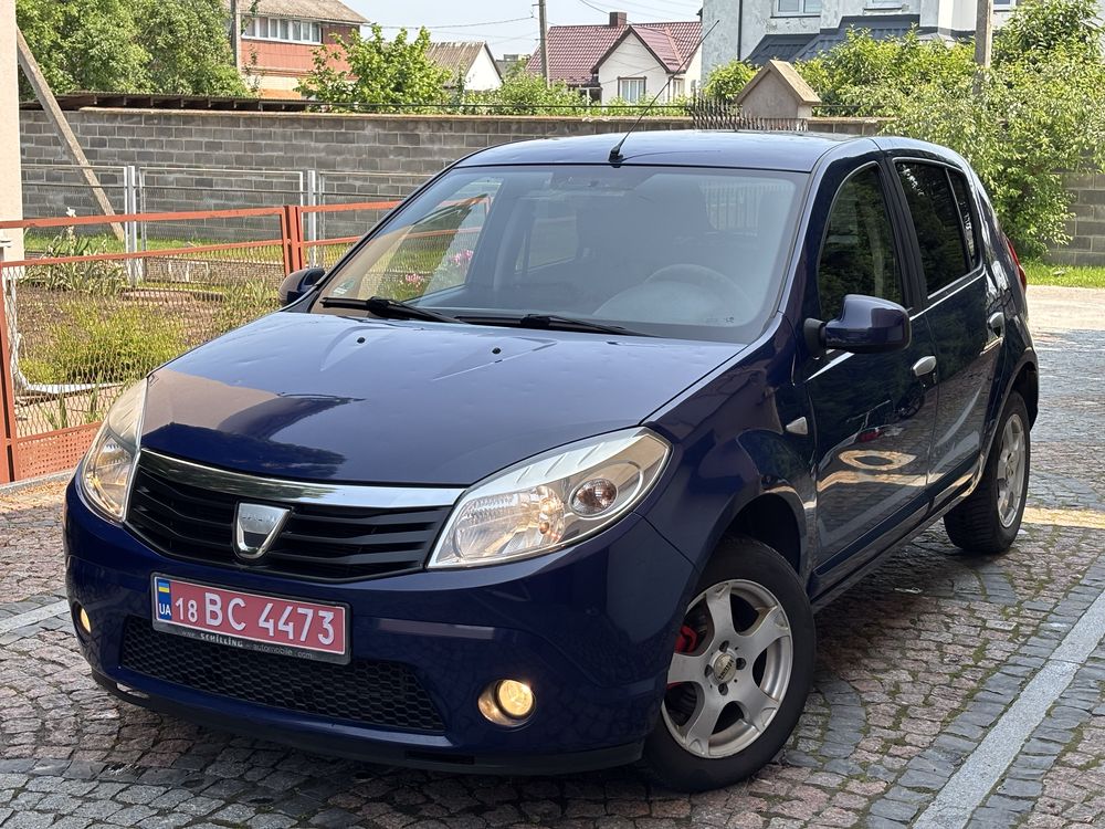 Dacia Sandero 1.4 2009 кондиціонер