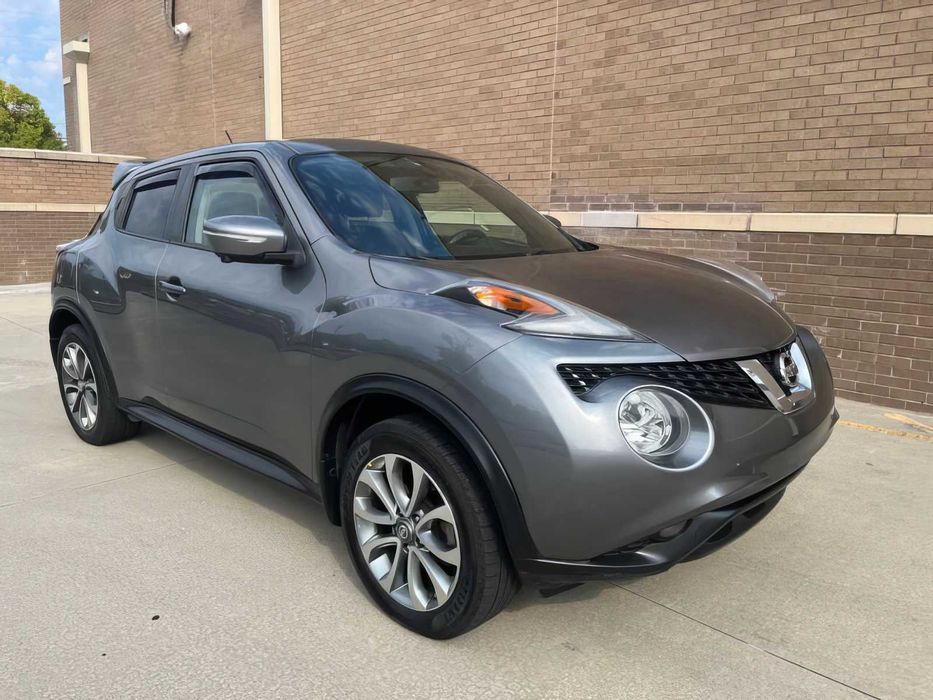 Nissan JUKE SL      2017