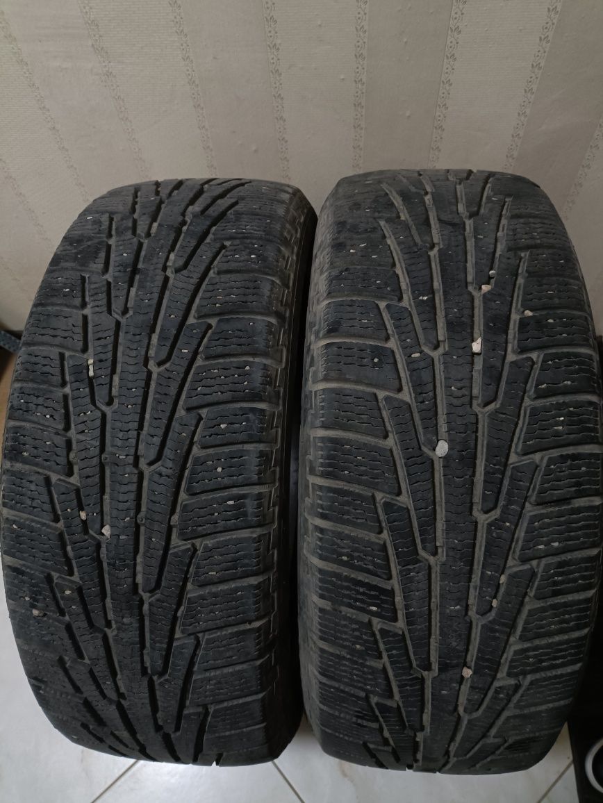 Nokian Tyres Hakkapeliitta R 235 55 18 R18 104R