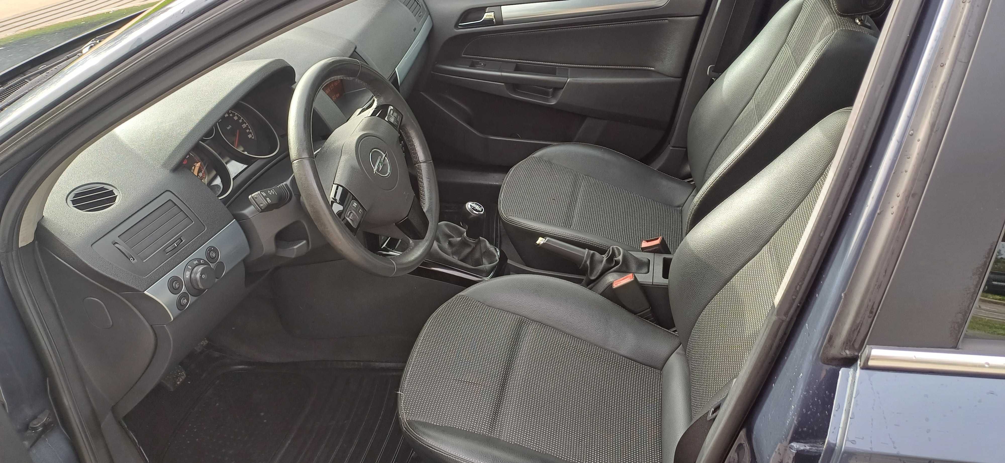 Opel Astra 1.6 Turbo Gasolina C/ Garantia até 2025