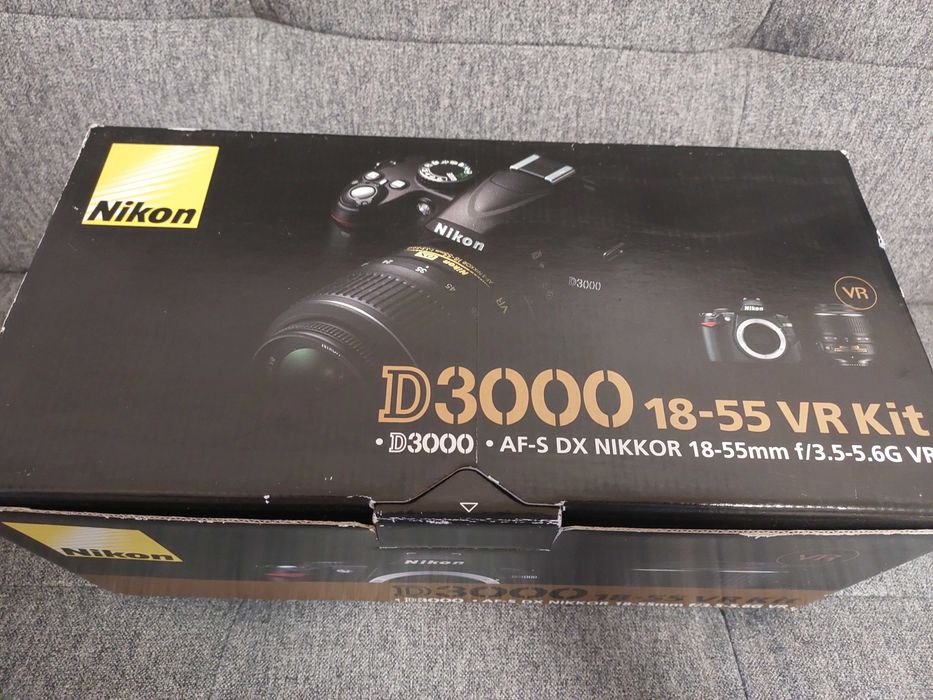 Фотоаппарат Nikon D3000 18-55 VR Kit