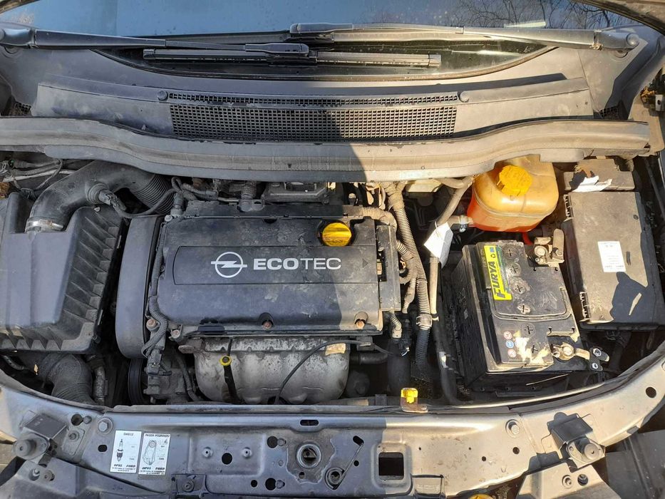 Śliczna Zafira B*Lift*2009 r*1,6 16V Benz-101 km*Now Prz Tech*7 Osob.