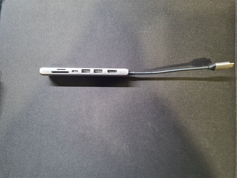 Usb-c hub satechi seminovo
